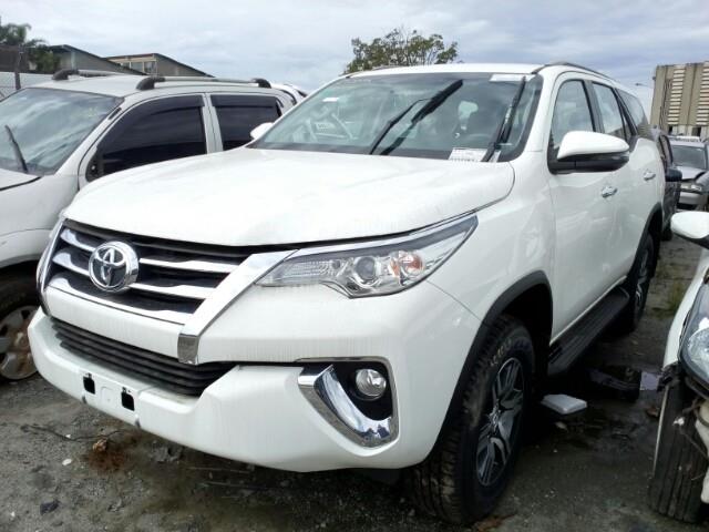 LOTE 045 Toyota SW4 2.7 SRV 7L 4x2 (Aut) 2018