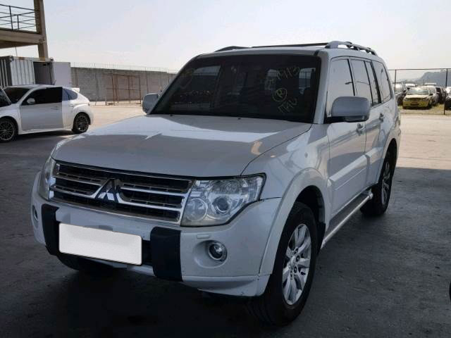 LOTE 076 MITSUBISHI PAJERO FULL HPE 3.2 TURBO 2011