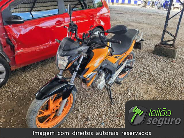 LOTE 049 HONDA CB 250 F TWISTER ABS 2019